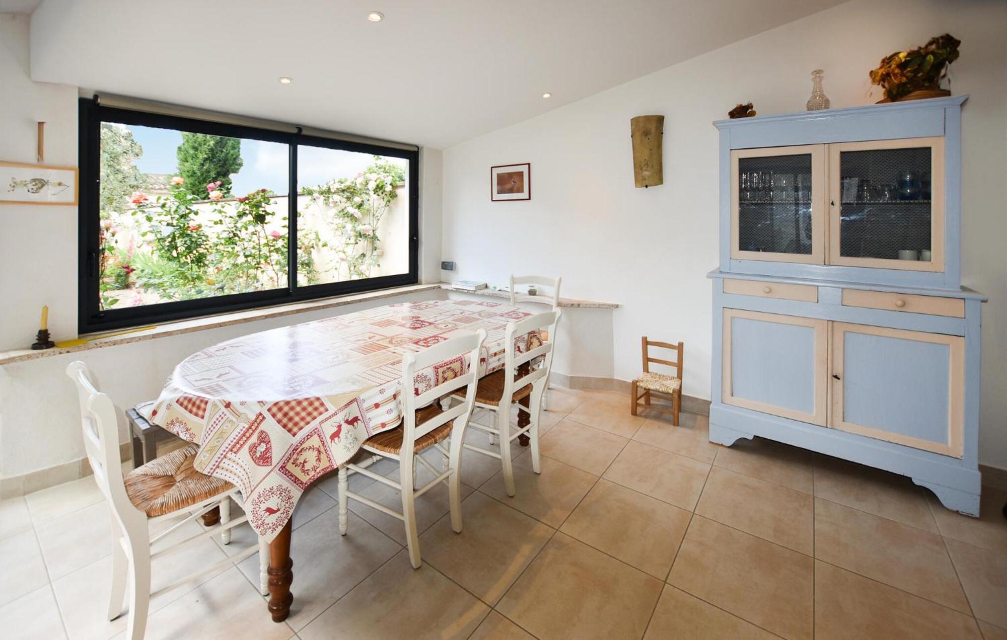 2 Bedroom Gorgeous Home In Villes-Sur-Auzon Buitenkant foto