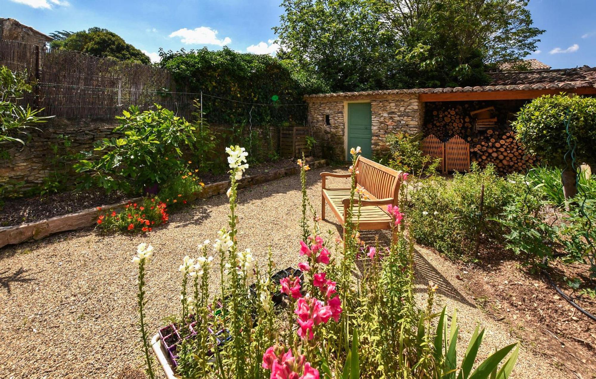 2 Bedroom Gorgeous Home In Villes-Sur-Auzon Buitenkant foto