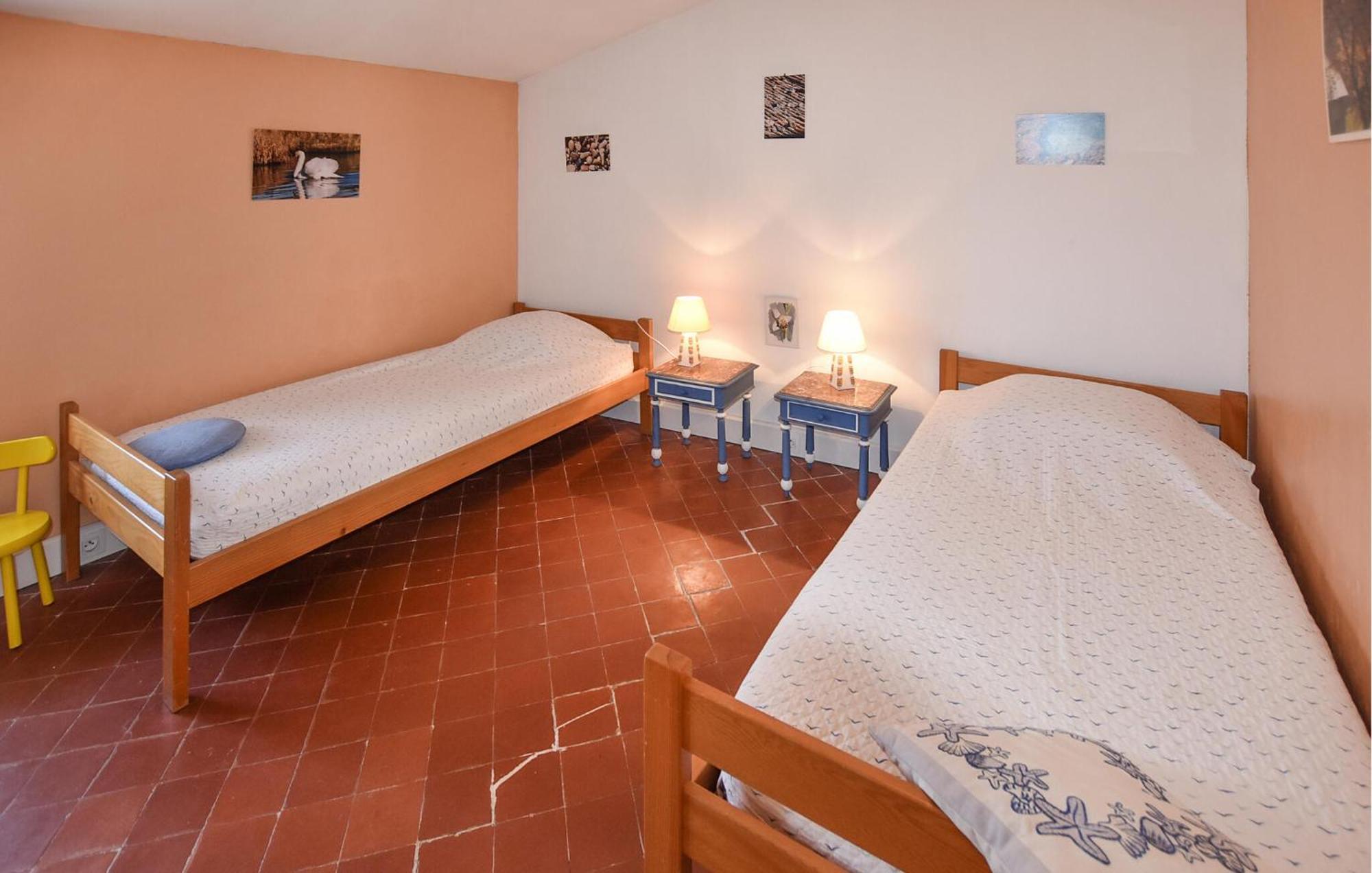2 Bedroom Gorgeous Home In Villes-Sur-Auzon Buitenkant foto